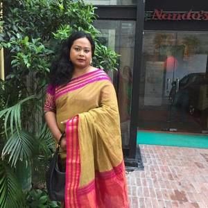 Meet your Posher, Dina